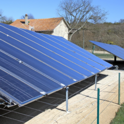 Le potentiel des tuiles photovoltaïques dans les régions à ensoleillement limité Le Pecq